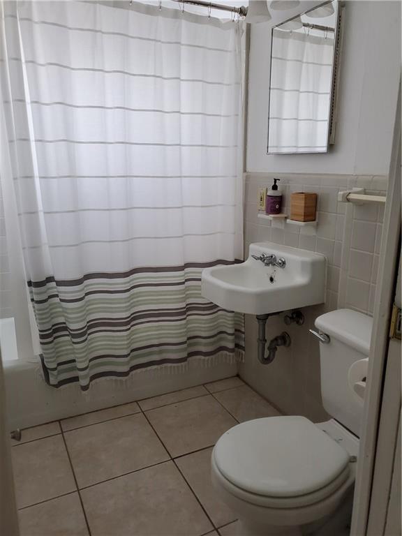 Building Photo - 3202 Grooms St