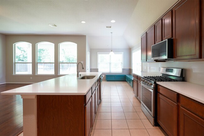Building Photo - 28038 Emma Gardens Ln