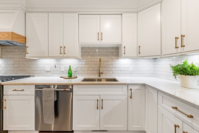 Building Photo - 110 Wilson Rd