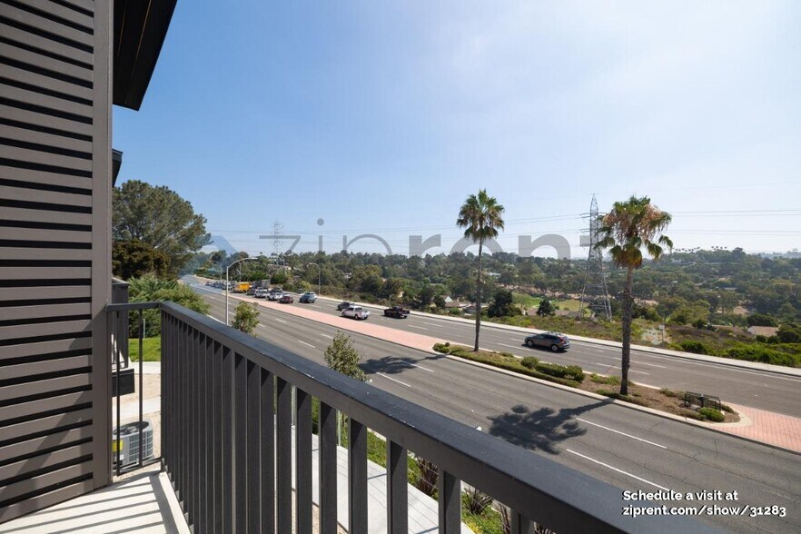 Building Photo - 2087 S El Camino Real