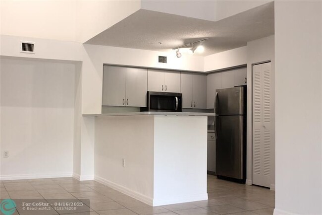 Building Photo - 12172 St.Andrews Pl