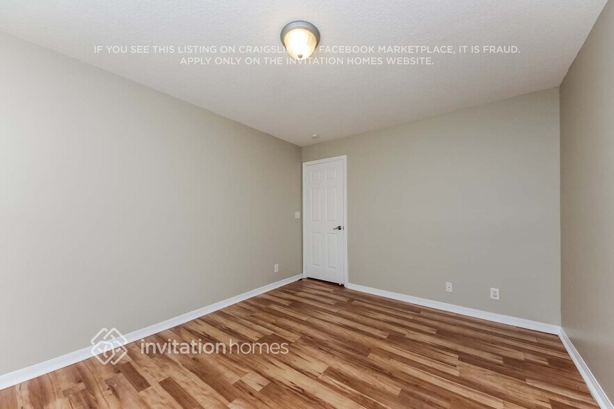 Building Photo - 843 NW 127th Ave