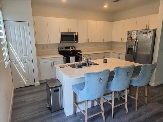 Building Photo - 13130 SW 232nd Ter