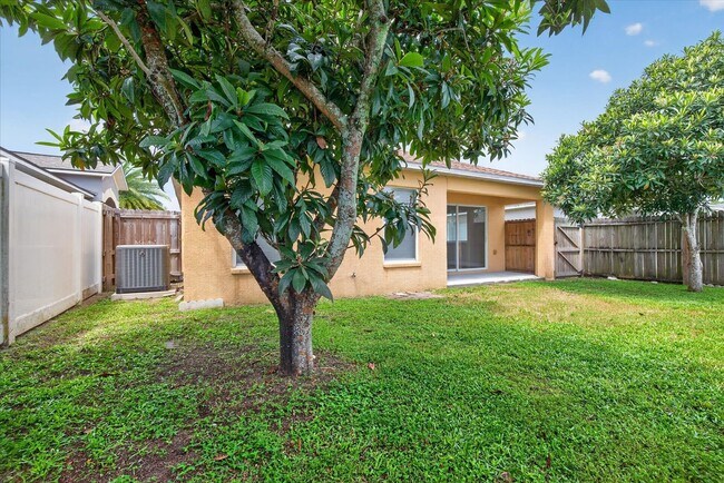 Building Photo - 557 Lindsay Anne Ct