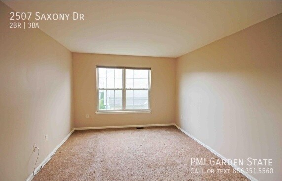 Building Photo - 2507 Saxony Dr
