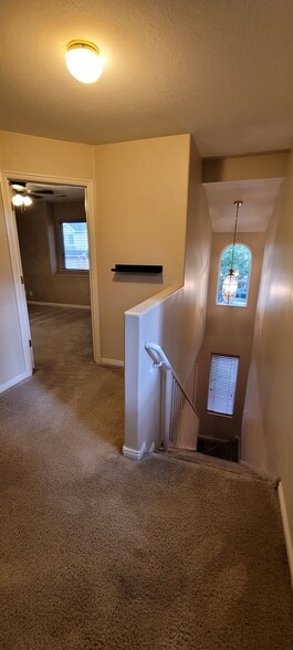 Building Photo - 125 Peregrine Ln