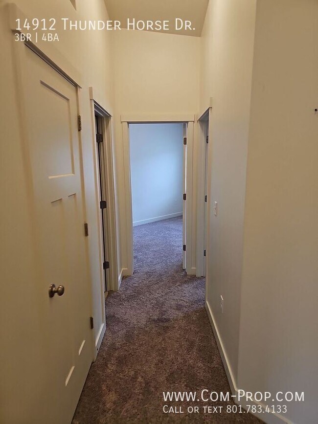 Building Photo - 14912 S Thunder Horse Ln