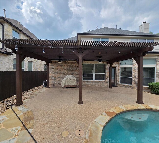 Building Photo - 8213 Endeavor Cir