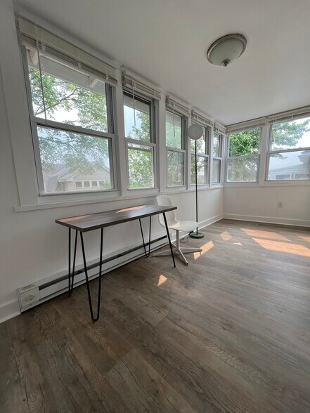 Building Photo - 24 Chetwynd Rd