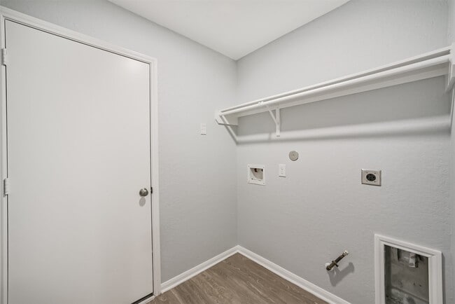 Building Photo - 14906 Twilight Knl Trl