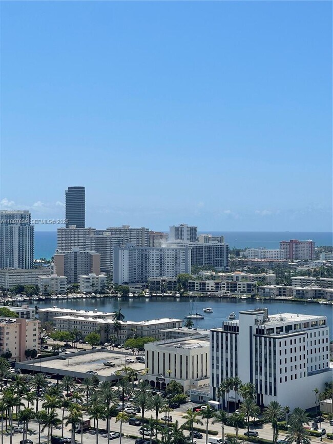 Building Photo - 1755 E Hallandale Beach Blvd