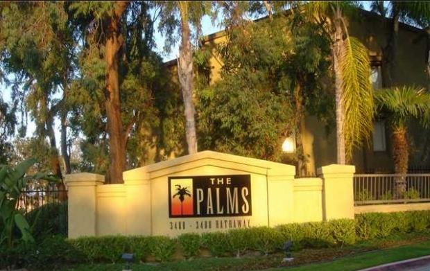 Building Photo - The Palms On Hathaway