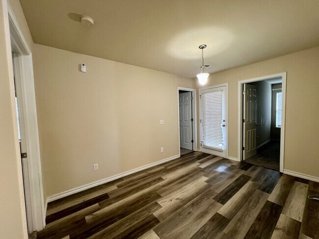 Building Photo - 2205 SW 93rd St