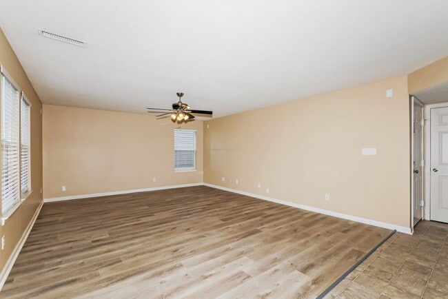 Building Photo - 14988 Lovely Dove Ln