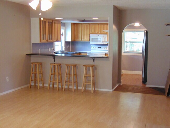 Building Photo - 2500 Ashton Rd