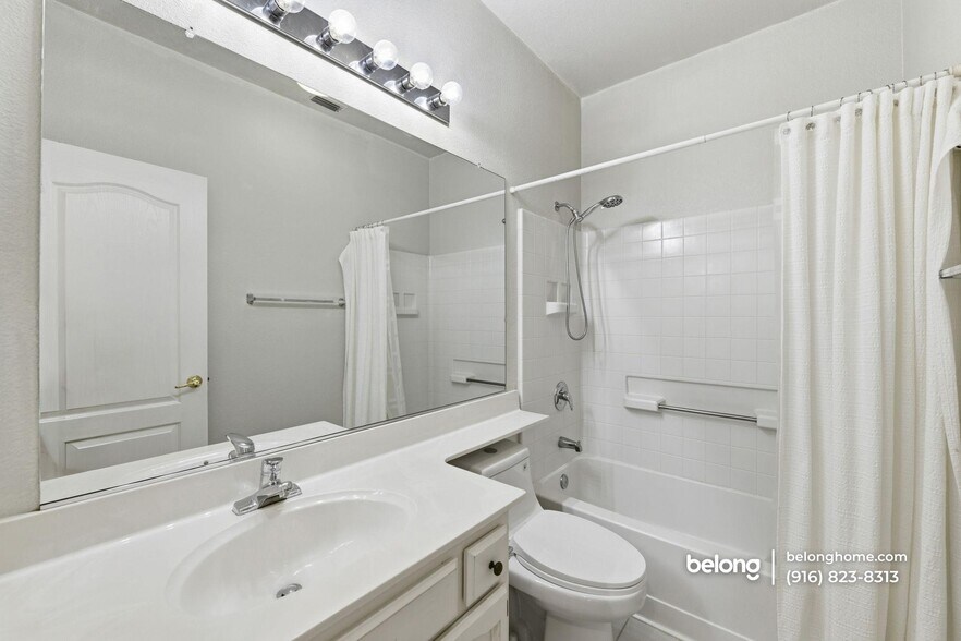 Building Photo - 357 Hatton Ct