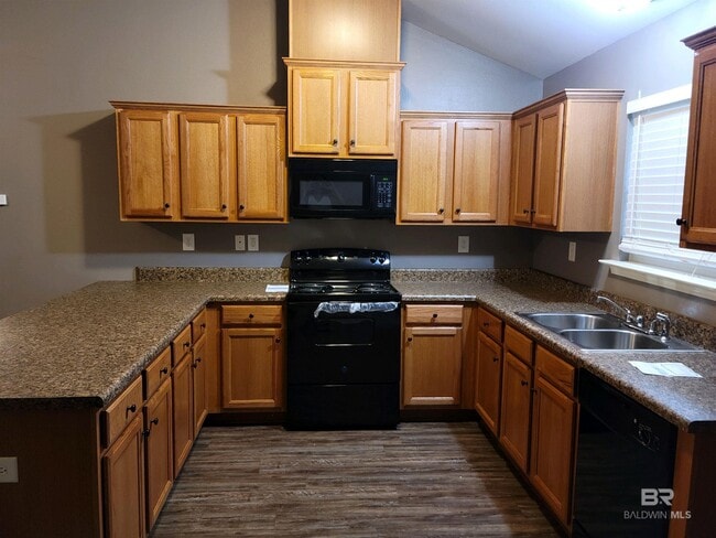 Building Photo - 9530 Fox Hunter Ct E