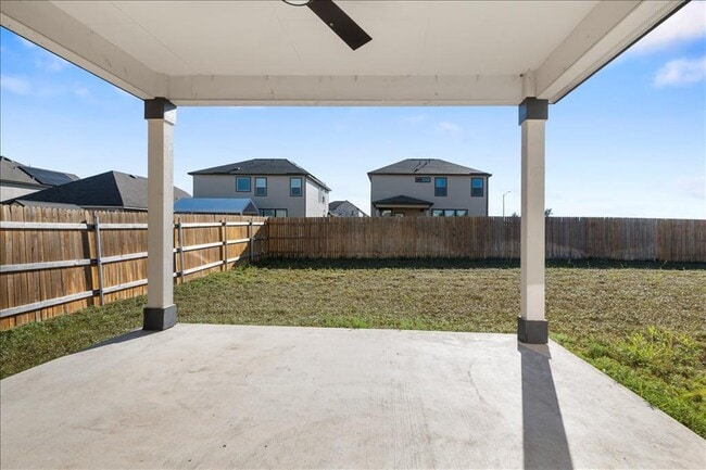 Building Photo - 18501 Spotted Eagle Ln