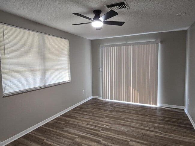 Building Photo - 9310 Marler Rd