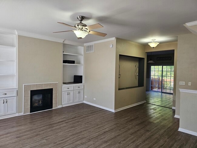 Building Photo - 2305 Hudson Cir