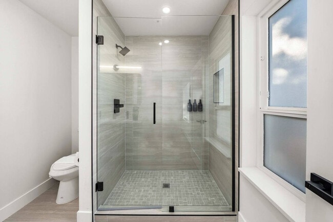 Building Photo - 7719 Renton Ave S