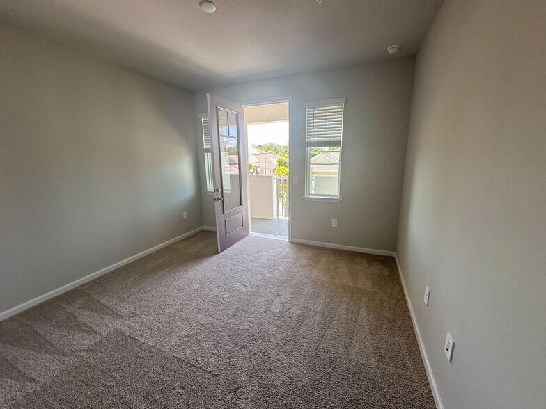 Building Photo - 4551 Arboretum Cir