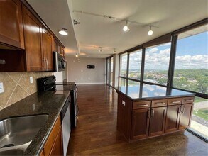 Building Photo - 600 Admiral Blvd