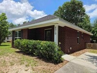 Building Photo - 8510 Pond Ave