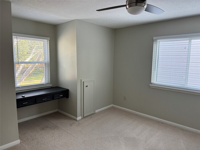 Building Photo - 11821 Westmere Dr