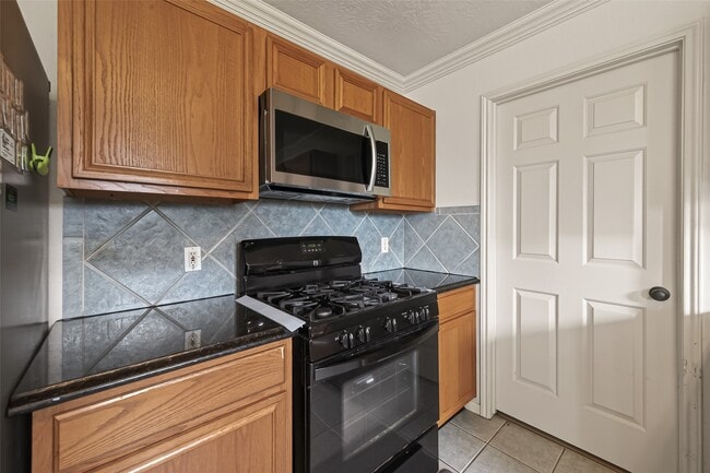 Building Photo - 11002 Heron Nest St