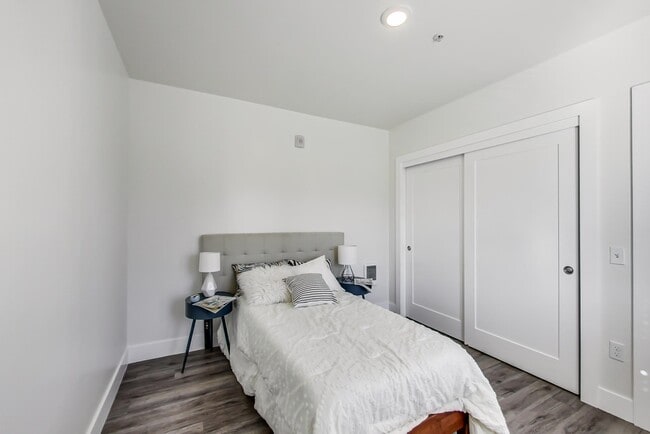 Floorplan - The Rose on Bond