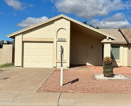 Building Photo - 3014 W Runion Dr