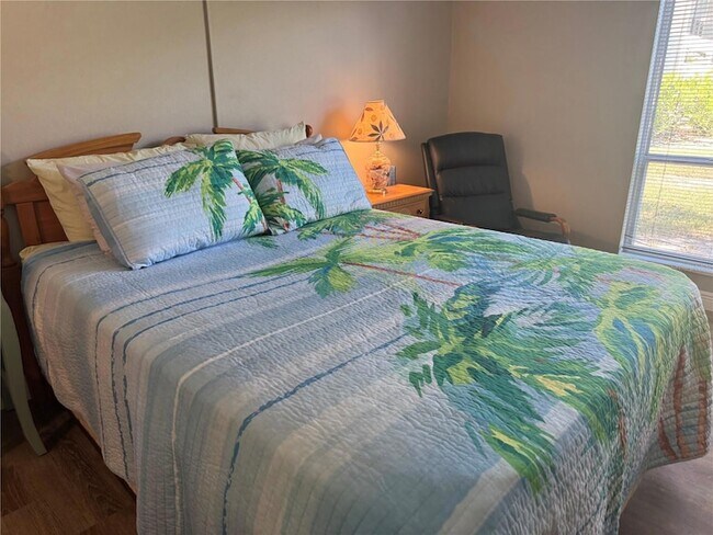 Building Photo - 621 Windrush Bay Dr