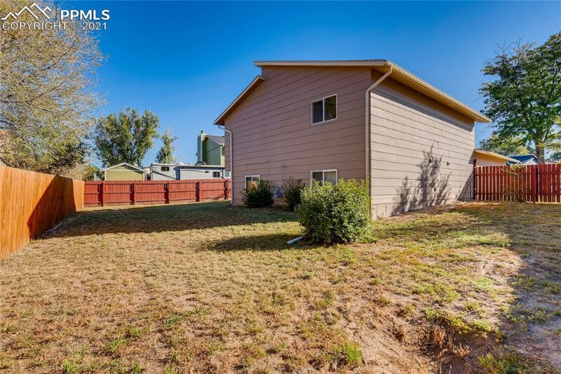 Building Photo - 3108 Moonbeam Cir S