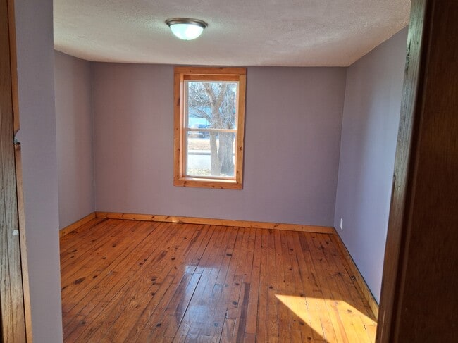 Building Photo - 2311 Hendricks St