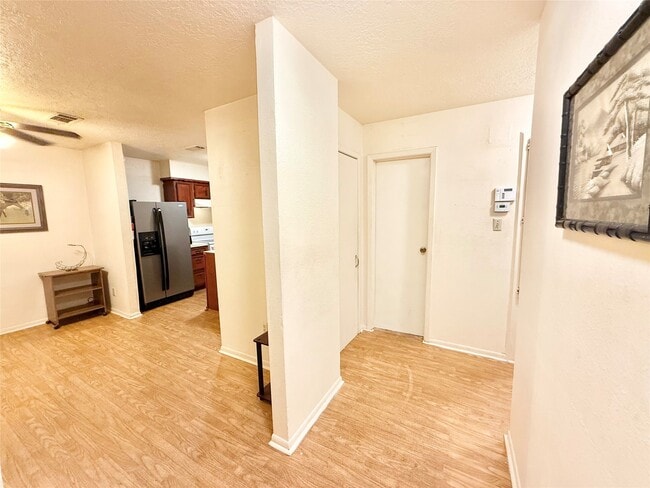 Primary Photo - 2501 Shady Creek Ln