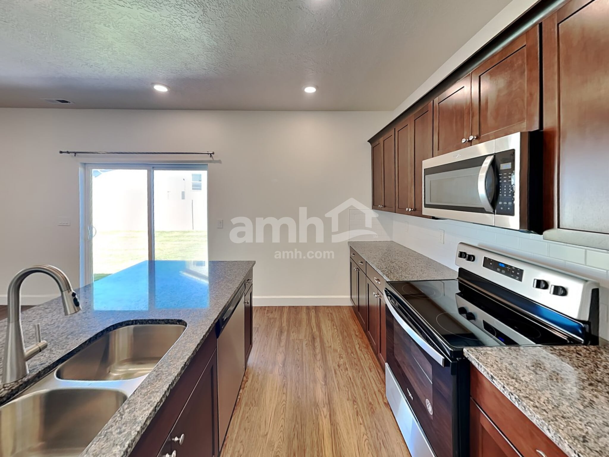 Building Photo - 2357 Surry Way