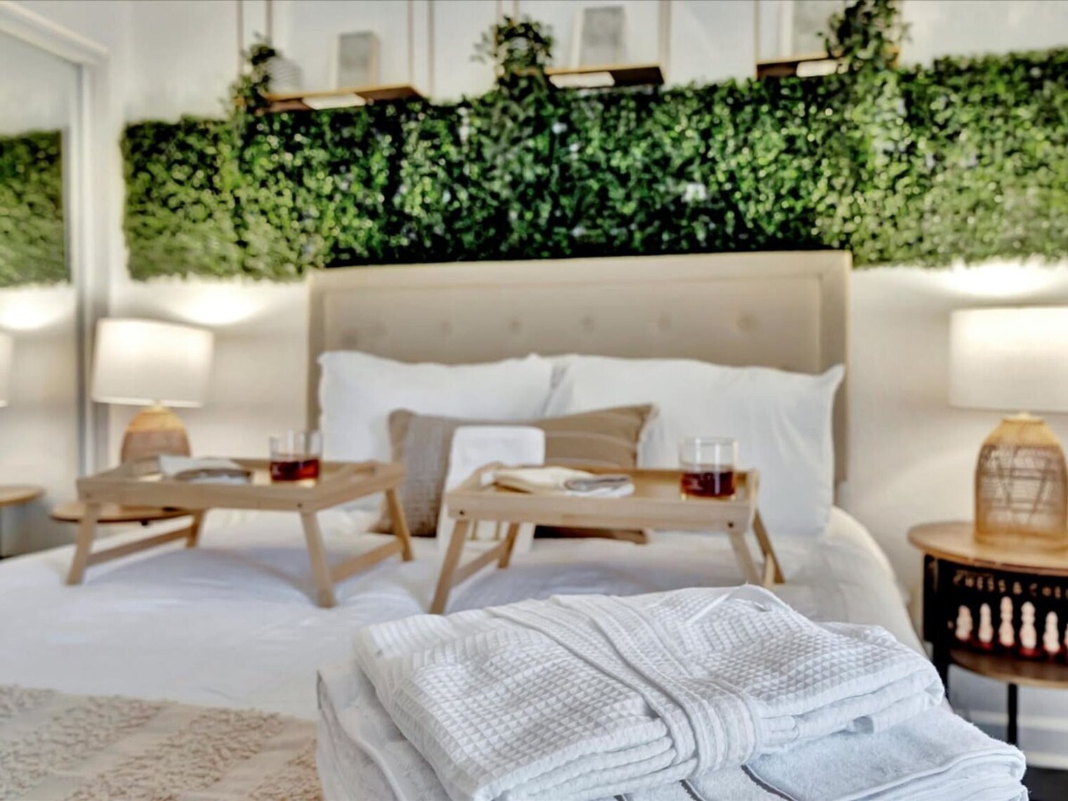 Building Photo - 2506 N Rocky Point Dr