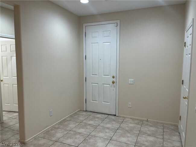 Building Photo - 10922 Moonbeam Glow Ln