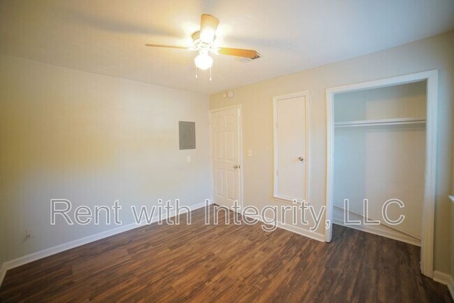 Building Photo - 1312 Nylic St