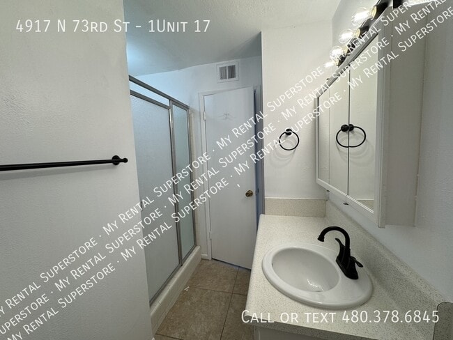 Building Photo - 4917 N 73rd St