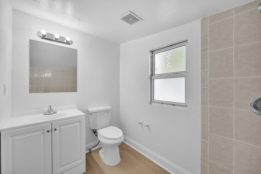 Building Photo - 299 NW 43rd St