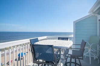Building Photo - NEW OWNER OFFERING DEEP DISCOUNT FOR OFF-S...