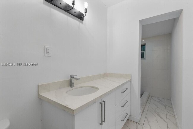 Building Photo - 1169 NW 114th St