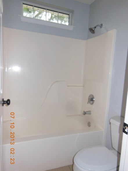 Second Bathroom - 1906 Parker Rd