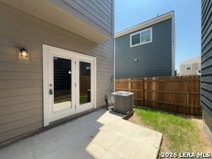 Building Photo - 2075 Silver Oaks