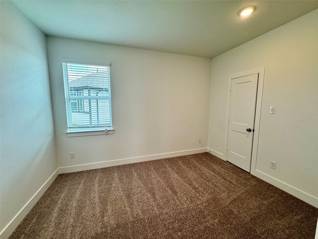 Building Photo - 1210 Shaded Rock Dr