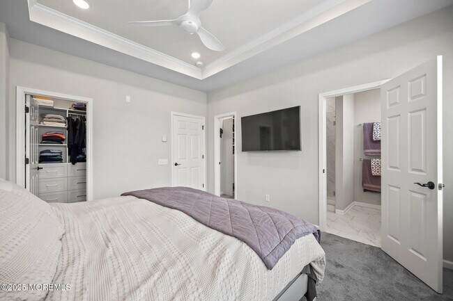 Building Photo - 5 Carty Ave