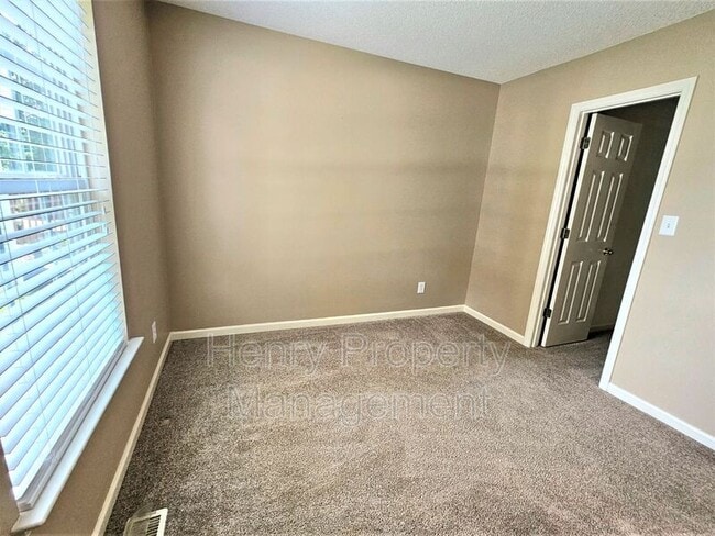 Building Photo - 109 Gremar Dr.