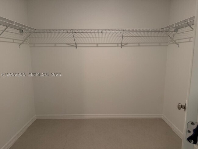 Building Photo - 17332 Cantu Ct